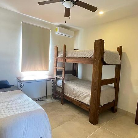 Hotel Playa La Media Luna Isla Mujeres Ngoại thất bức ảnh