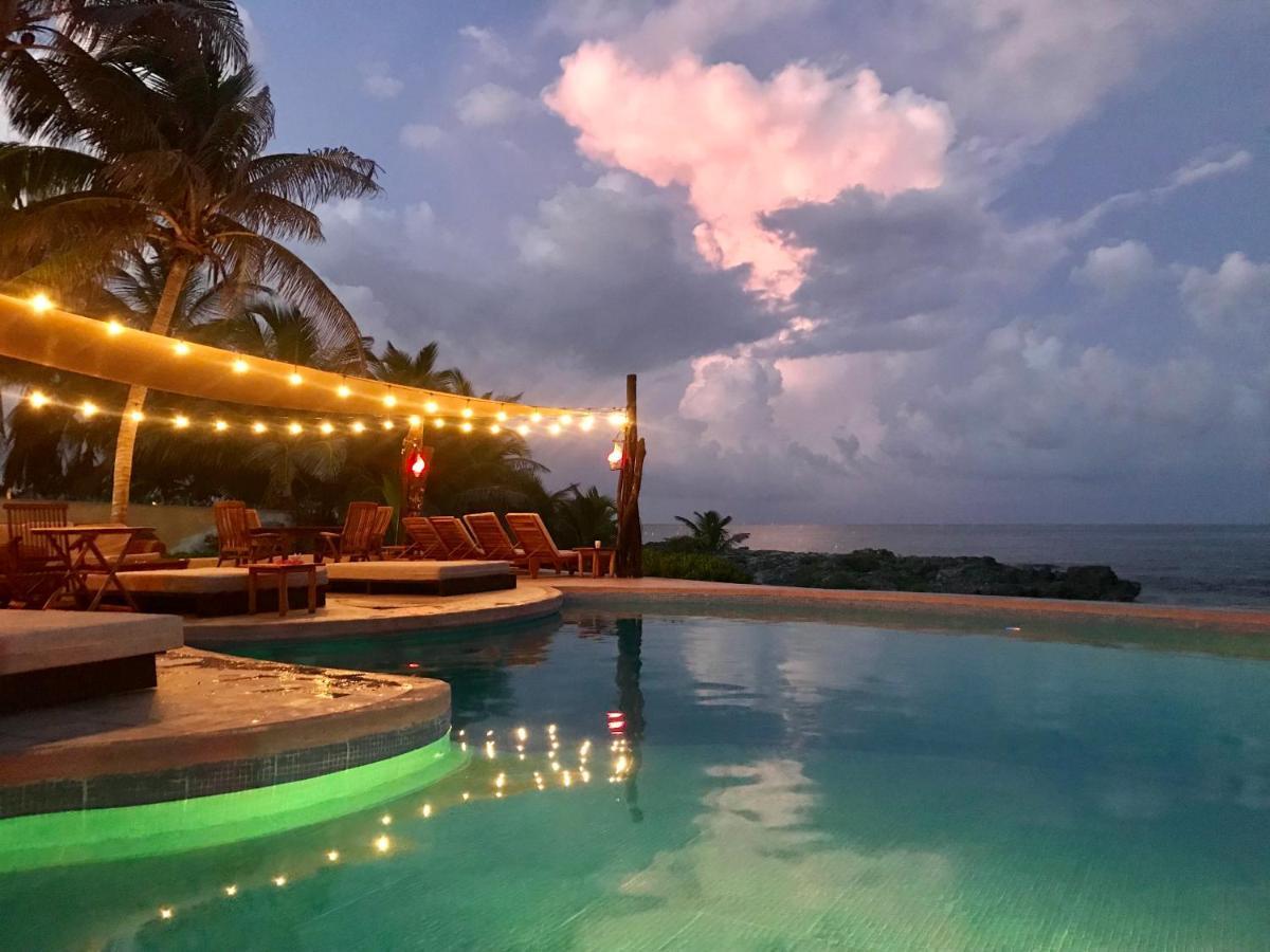 Hotel Playa La Media Luna Isla Mujeres Ngoại thất bức ảnh