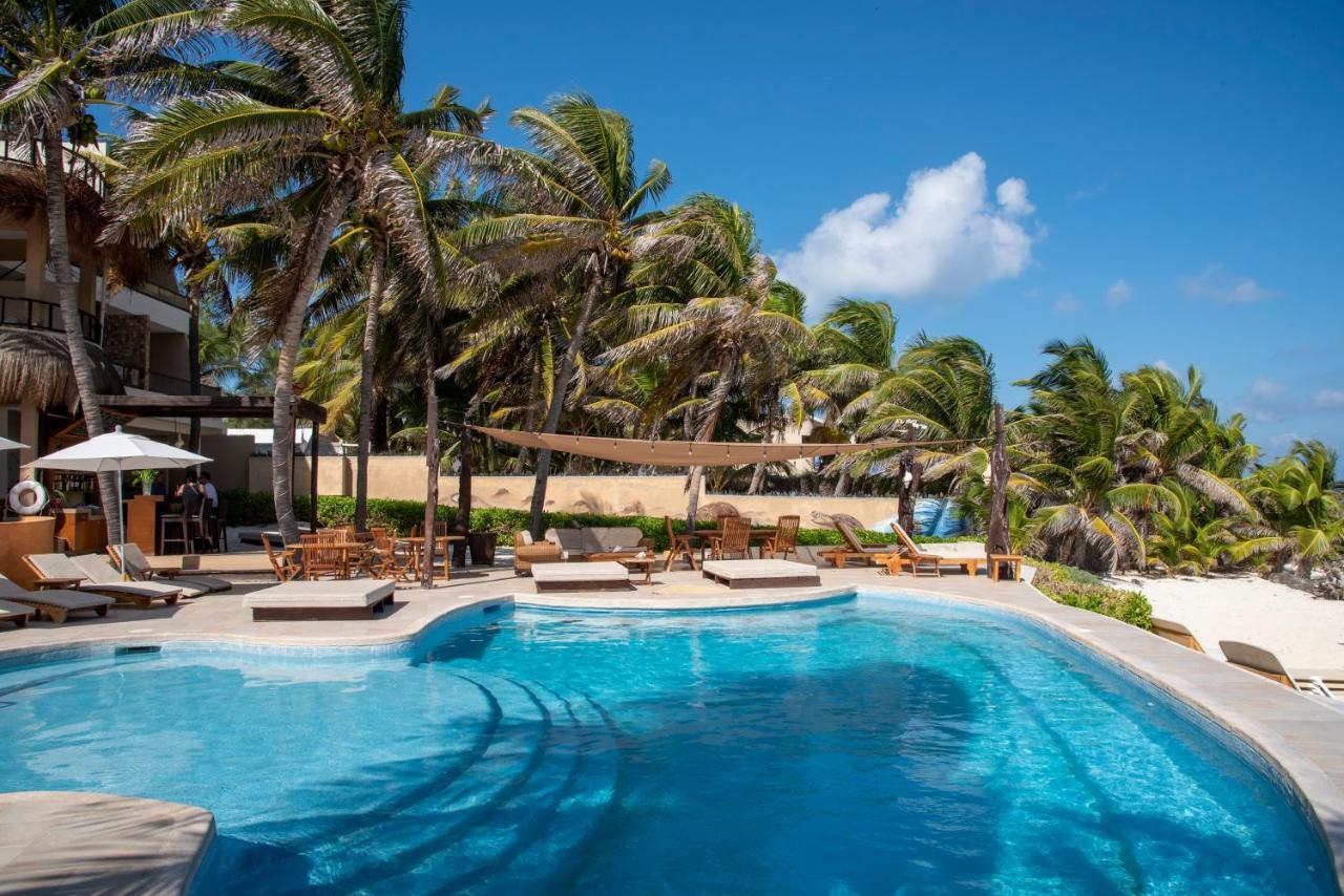 Hotel Playa La Media Luna Isla Mujeres Ngoại thất bức ảnh